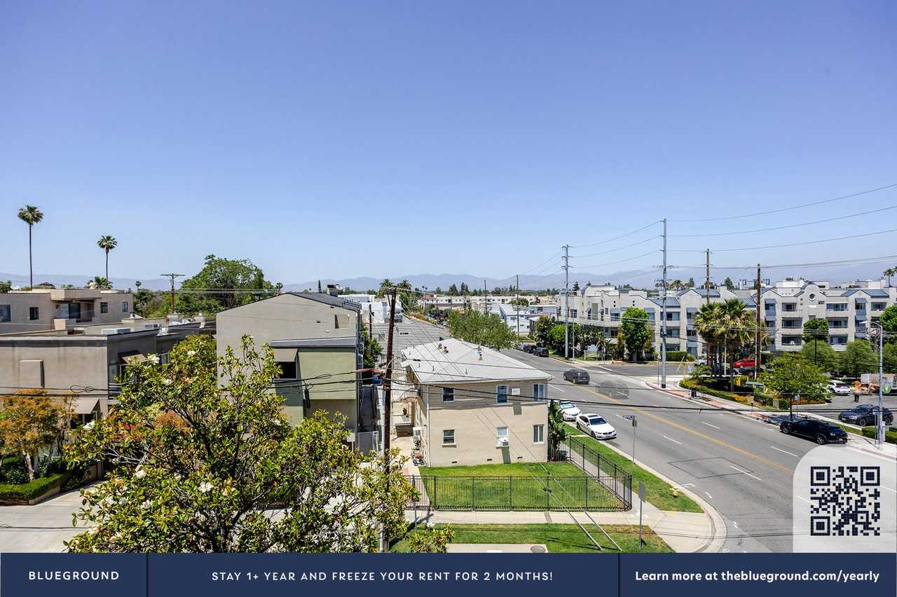 14900 Moorpark St #1361 - Photo 7 of 21