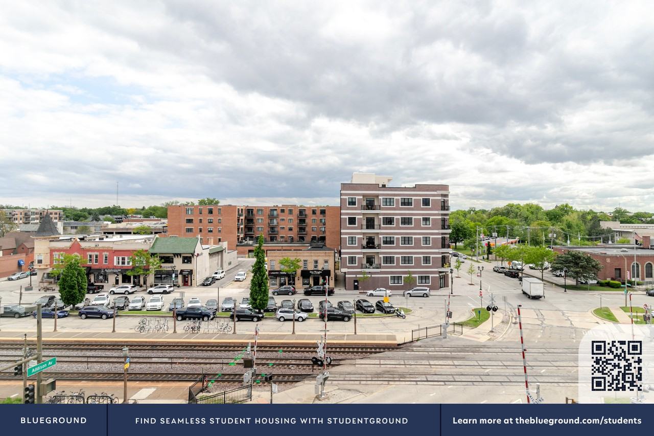 100 N Addison Ave #1264 - Photo 7 of 50