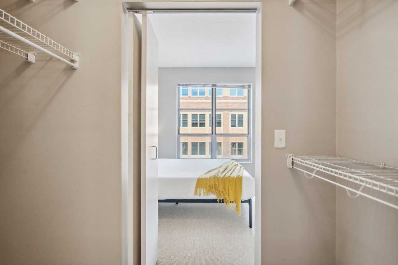 616 Washington Ave S #1014619P - Photo 4 of 34