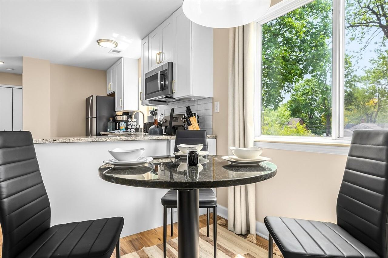 18423 Sharon Ln #1032353P - Photo 7 of 32