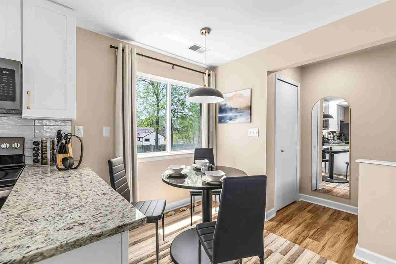 18423 Sharon Ln #1032353P - Photo 2 of 32