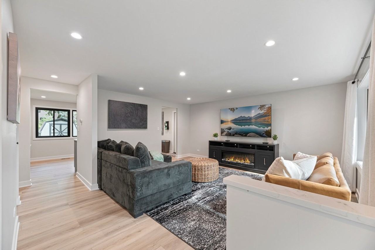 908 Long Meadow Dr #1032508P - Photo 3 of 30