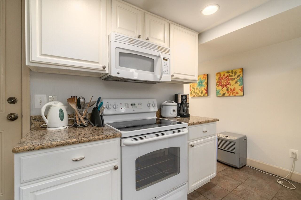 1344 Potomac Ave Se #1034734P - Photo 5 of 15