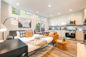 featured image of 1600 S Washington St