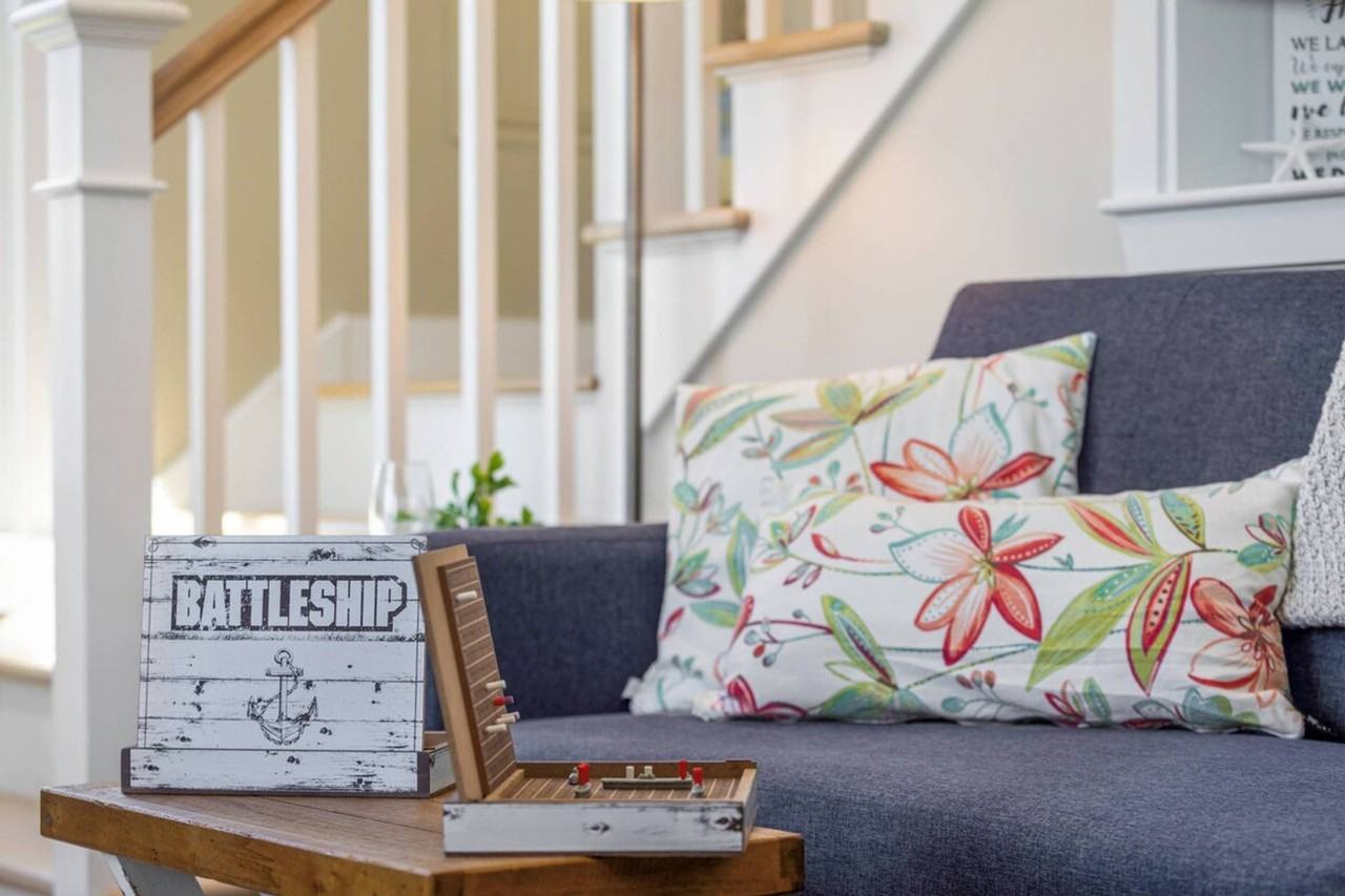 164R Old Point Rd #1045452P - Photo 6 of 40