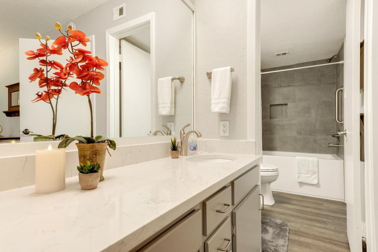 2205 Spring Creek Drive - Photo 5 of 55