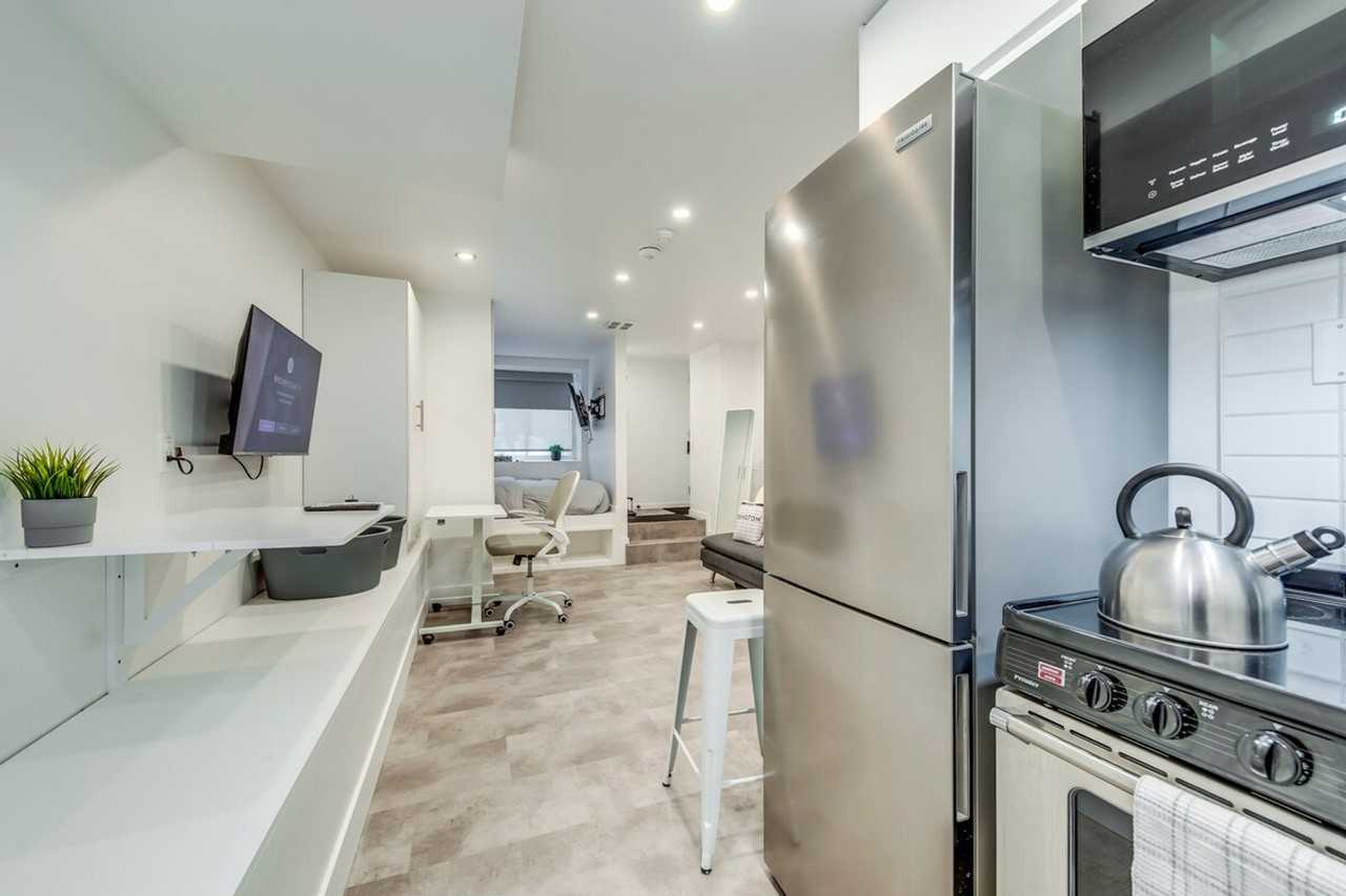 19 Claremont St #1054299P - Photo 3 of 19