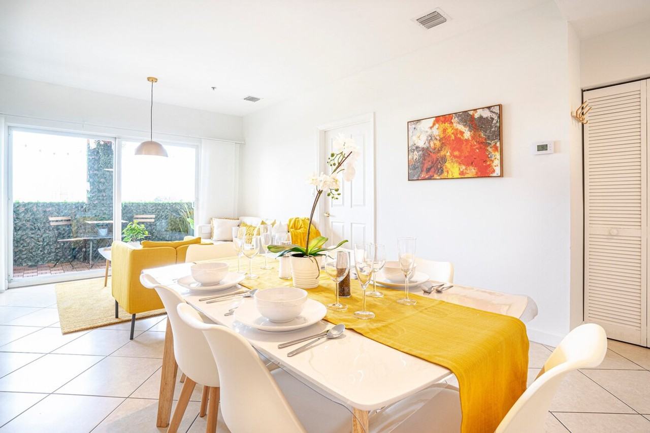 3221 Sw 23rd St #1056251P - Photo 2 of 30