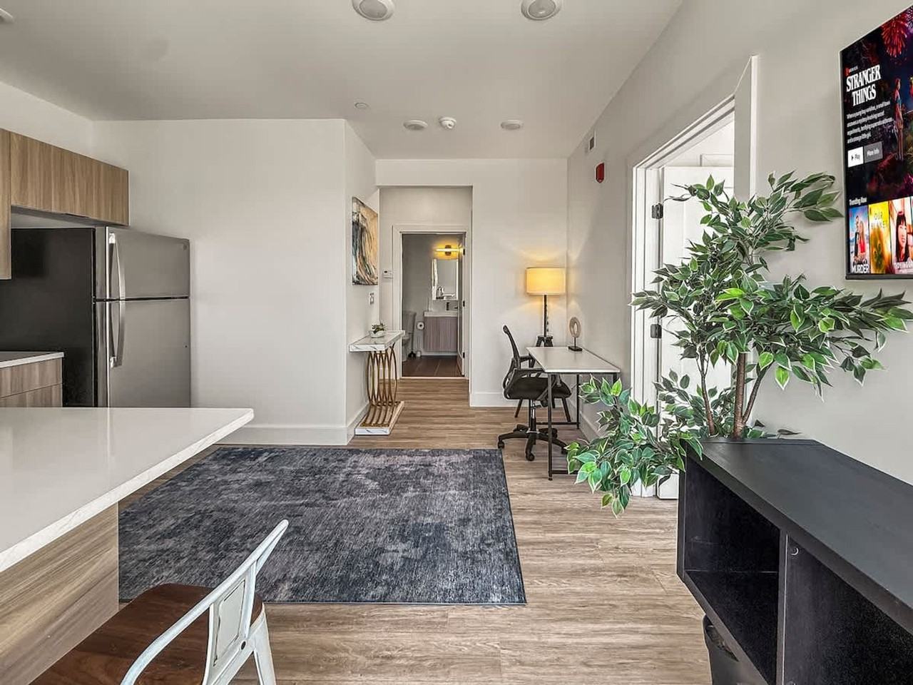 2400 East Huntingdon Street - Photo 3 of 56