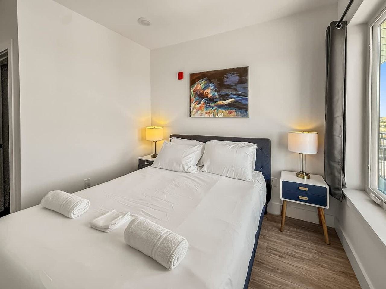 2400 East Huntingdon Street - Photo 6 of 56