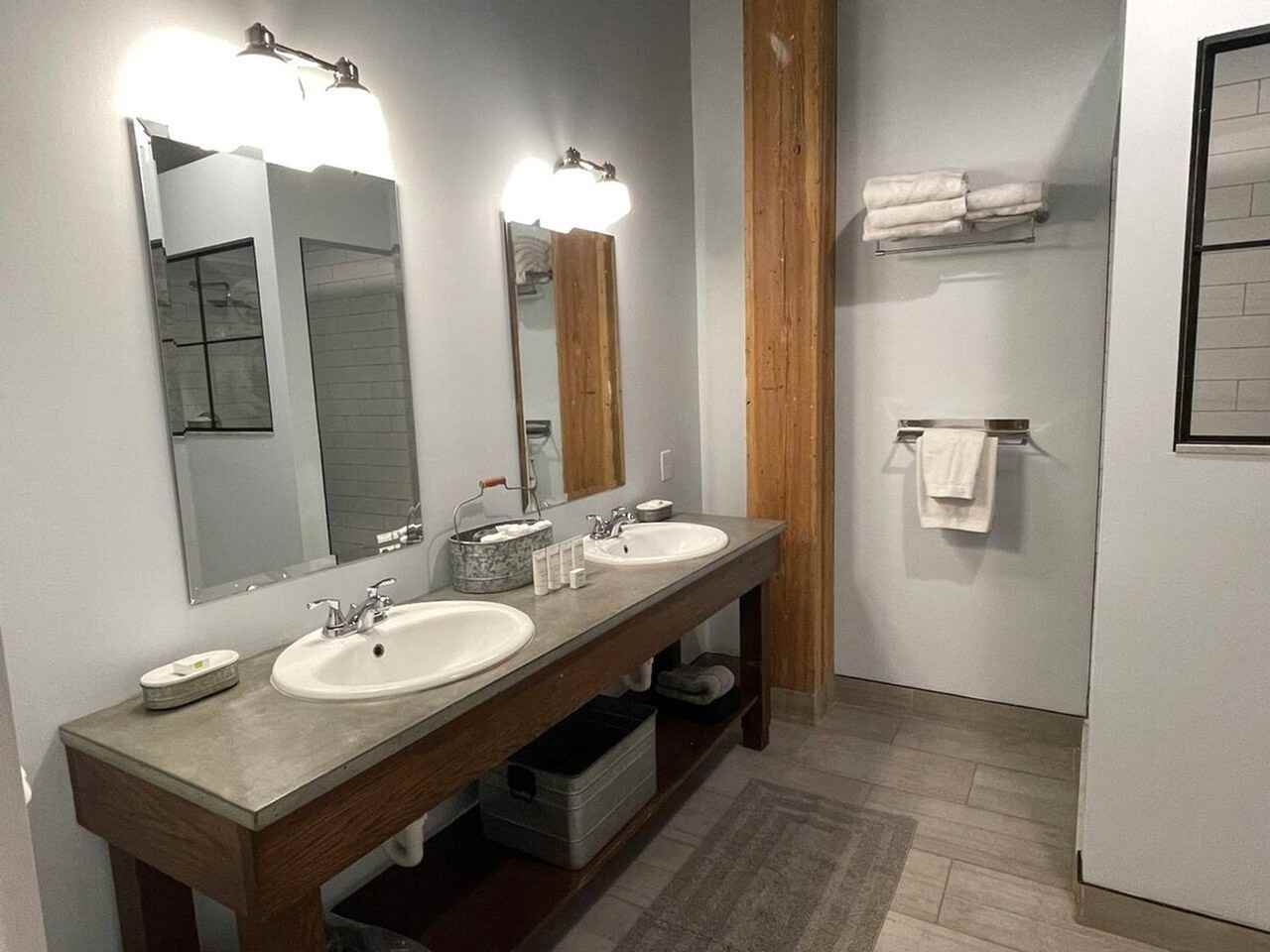 749 Monroe Ave #1094672P - Photo 6 of 17