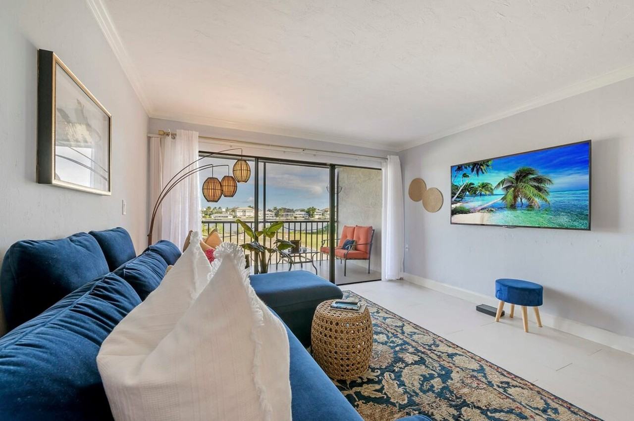 260 Southbay Dr #1226371P - Photo 2 of 22