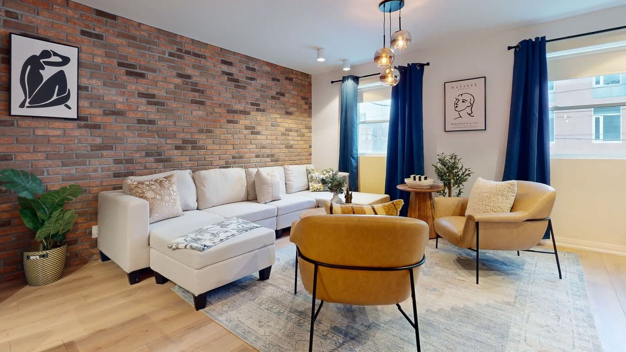 1008A Queen St E #1227122P - Photo 7 of 22