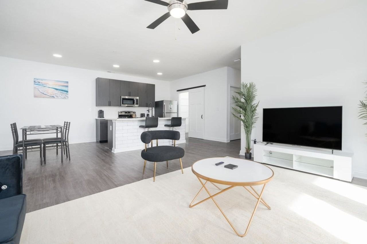 5821 Elevated Way - Photo 3 of 61