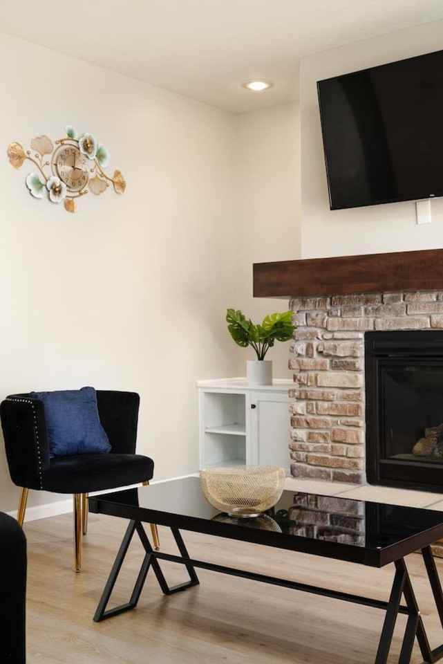 10810 S Meade Dr #1228634P - Photo 6 of 37