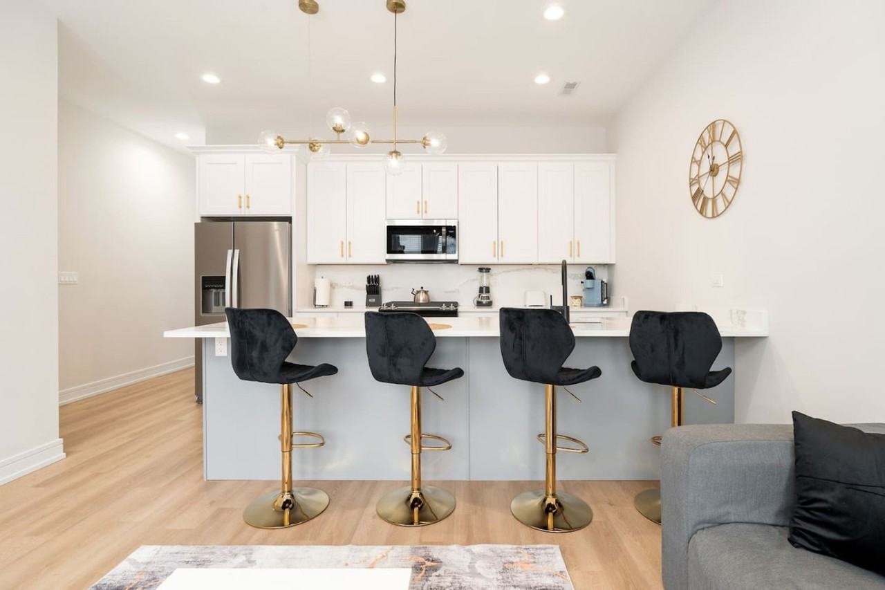 3715 S Giles Ave #1228639P - Photo 4 of 28