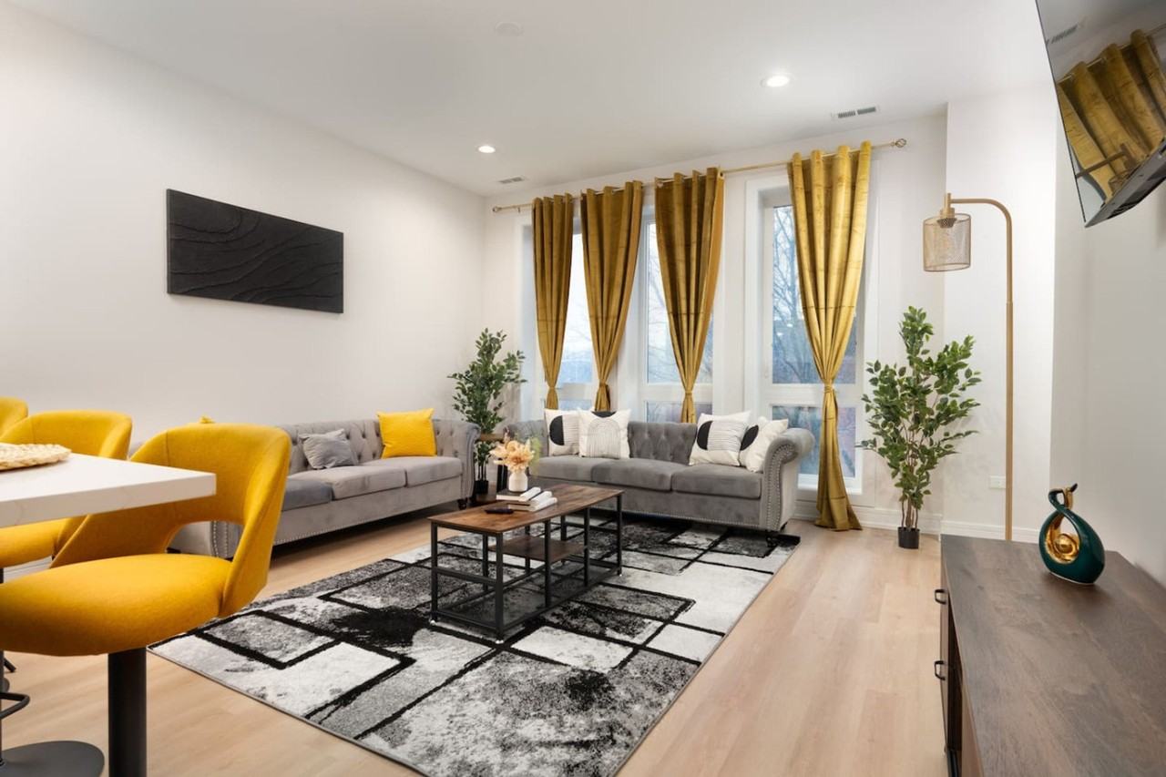 3723 S Giles Ave #1228642P - Photo 2 of 34