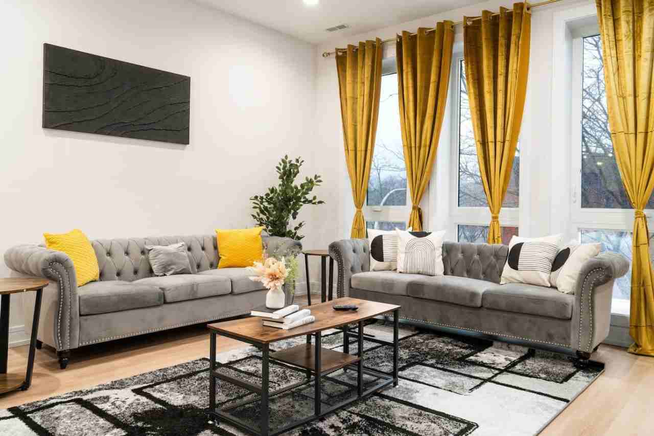 3723 S Giles Ave #1228642P - Photo 3 of 34