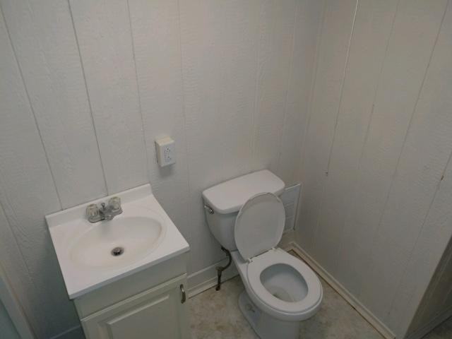 513 511 - 513 Wetmore St, 3rd Fl Front - Photo 5 of 9