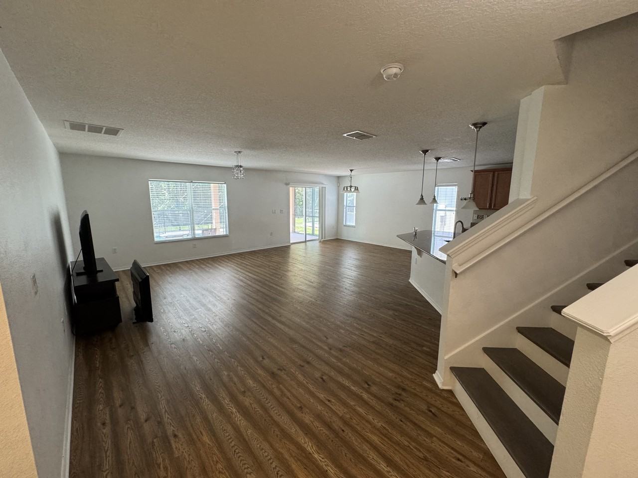 4702 Blue Diamond St - Photo 2 of 22