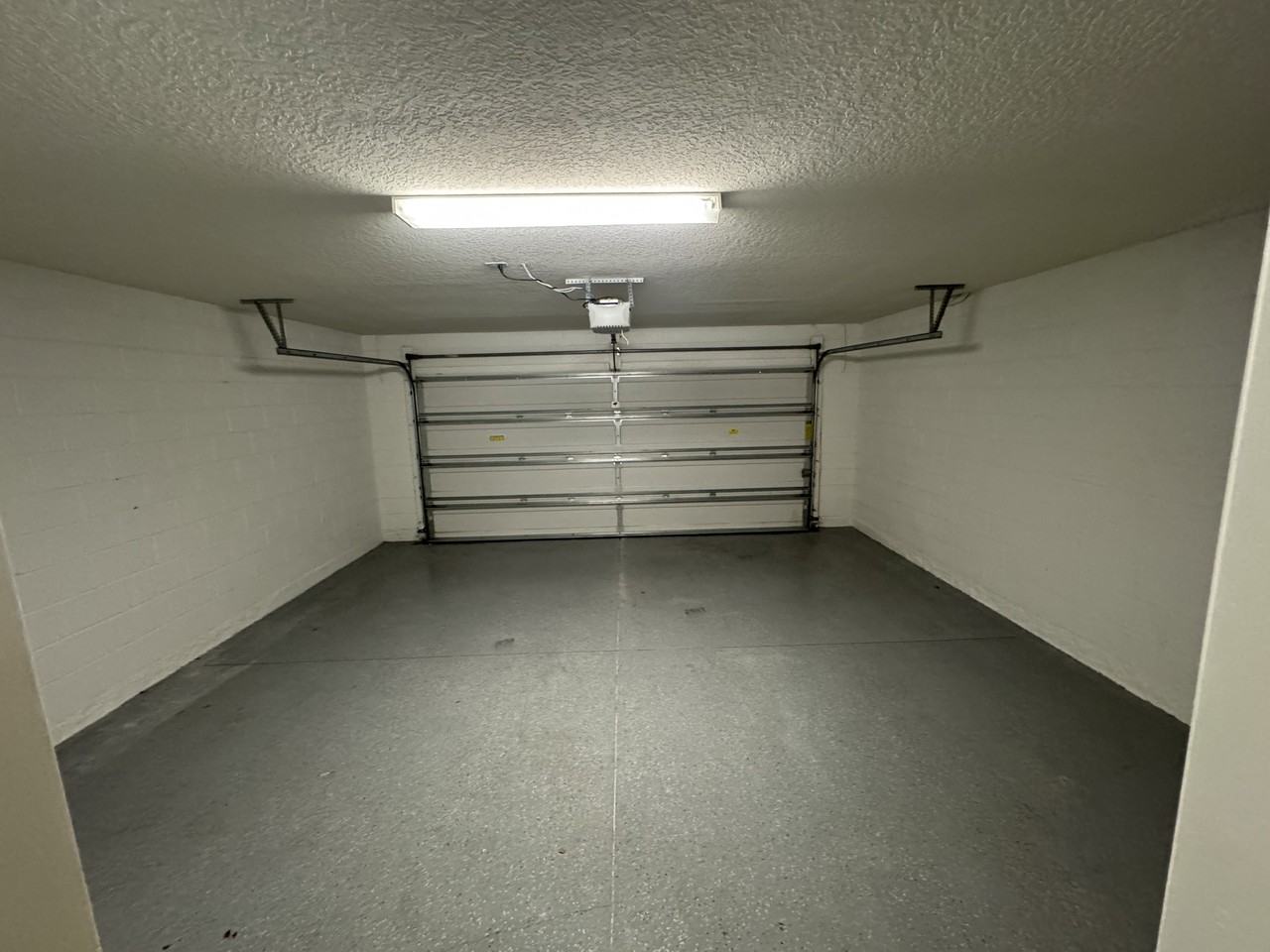 4702 Blue Diamond St - Photo 6 of 22