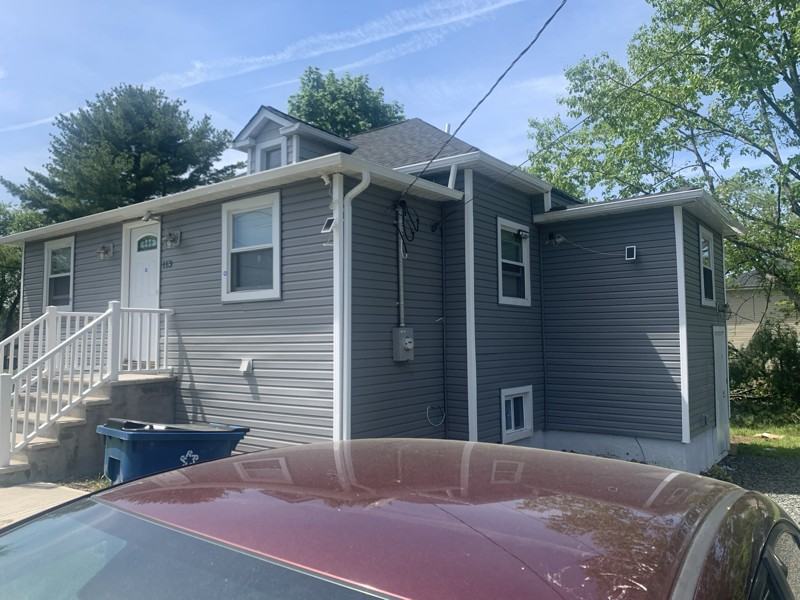 113 Martin St - Photo 3 of 16