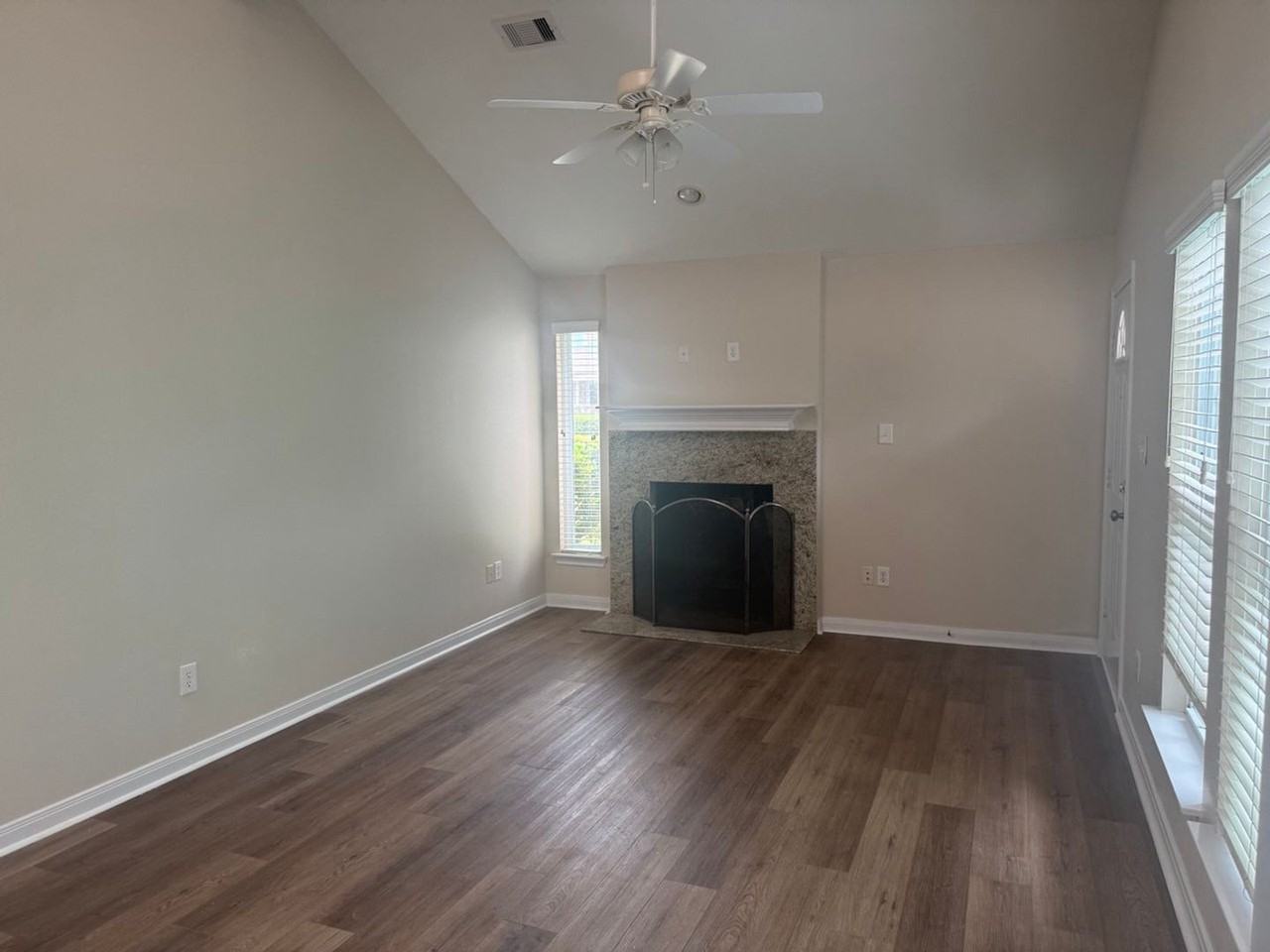 7517 Antilles Ave - Photo 3 of 20