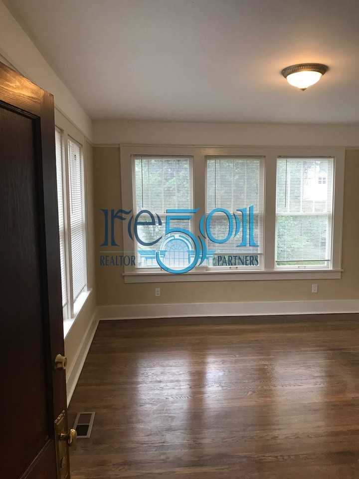 1305 Kavanaugh Blvd #A - Photo 6 of 50