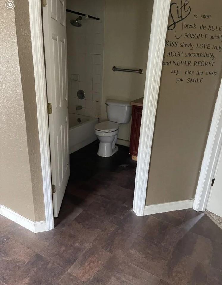 205 Adams St #NA - Photo 3 of 9