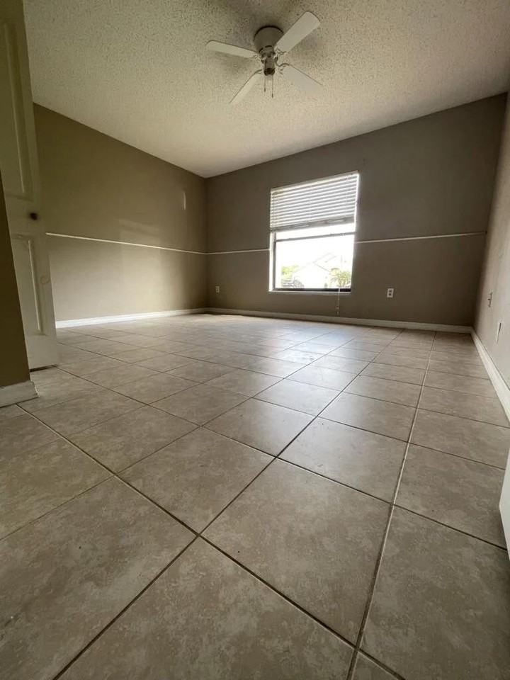 723 Dromedary Dr #NA - Photo 3 of 6