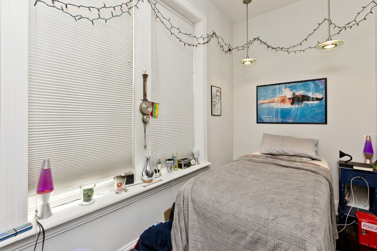 1037 S Racine Ave #3F - Photo 7 of 10