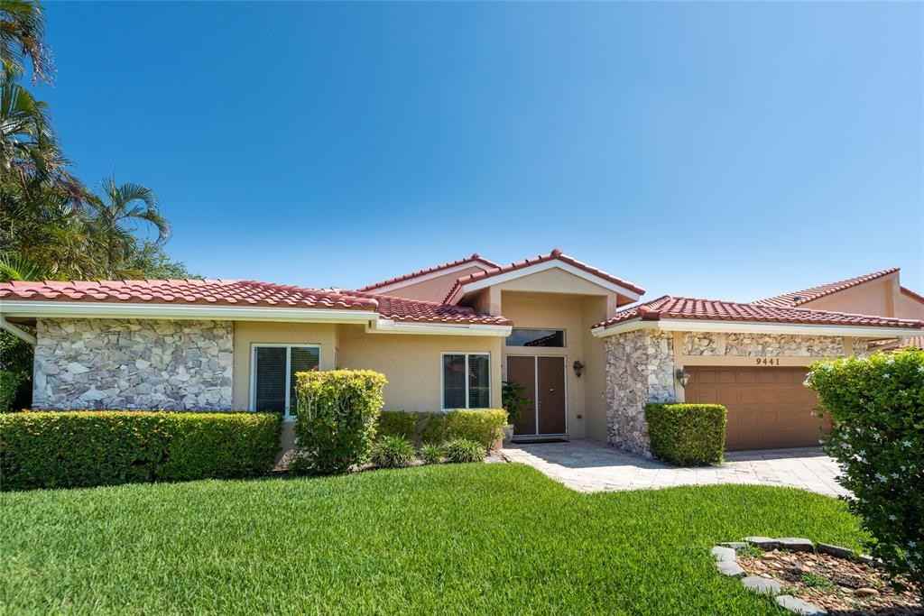 9441 Nw 10th St - Photo 3 of 8