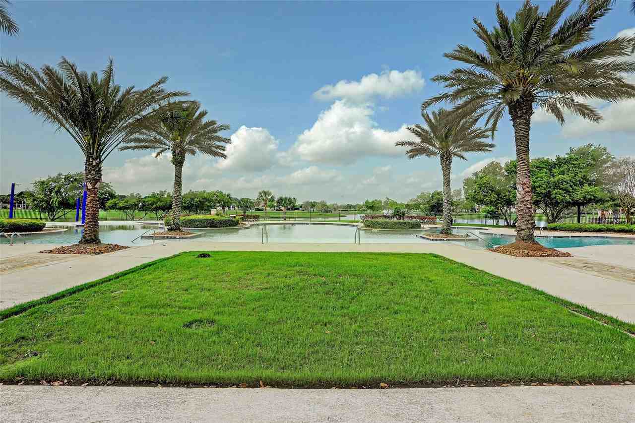 4812 La Piedra Ln - Photo 7 of 10