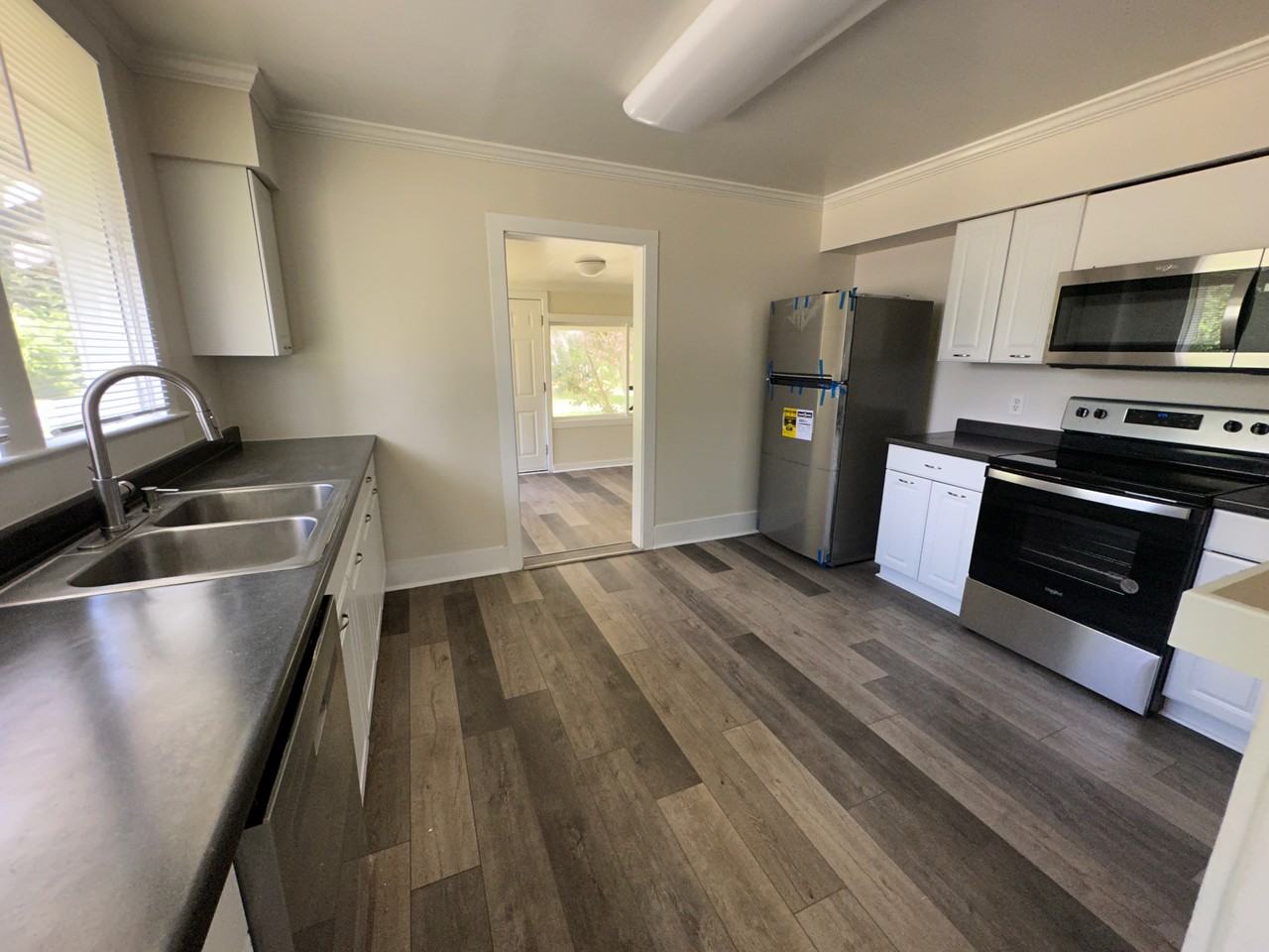 37445 Orange St - Photo 2 of 7