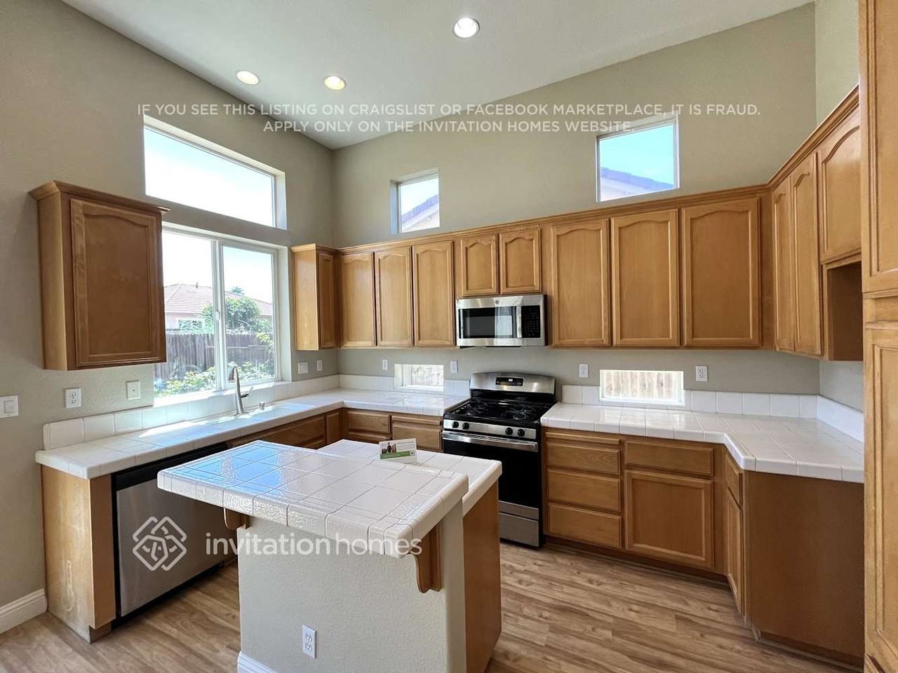 1740 Cattail Dr - Photo 7 of 17