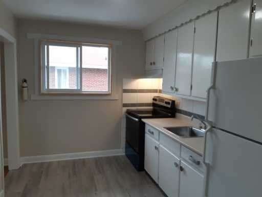 2503 Clementine - Photo 2 of 3