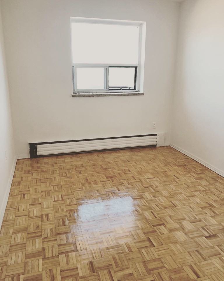 2343 Hurontario Street - Photo 2 of 5