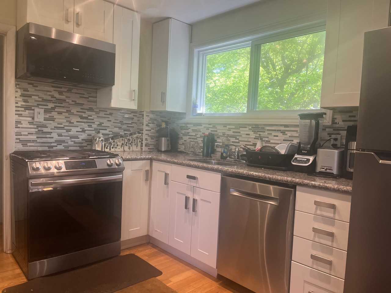 104 Cottonwood Drive - Photo 2 of 5