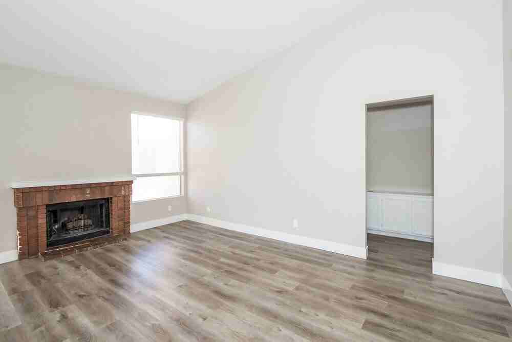 1408 Harmony Hill Dr - Photo 5 of 16