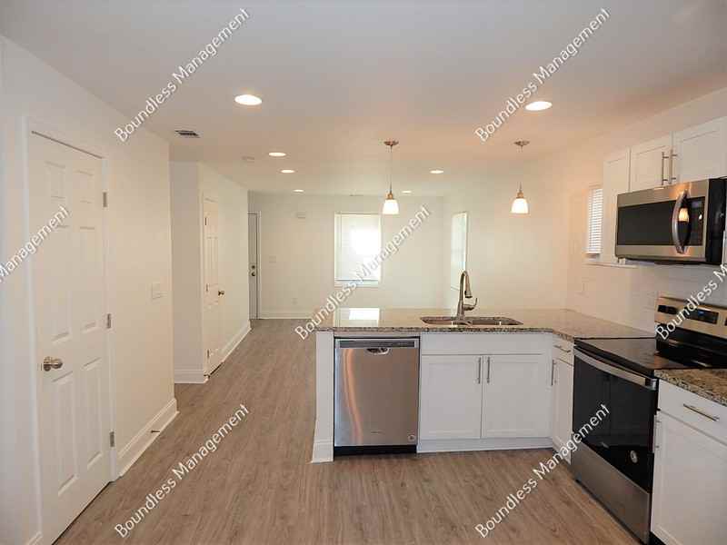 395 Westchester Blvd Nw #A - Photo 5 of 12