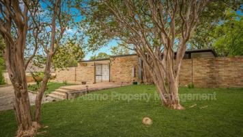 featured image of 211 Beechwood Ln