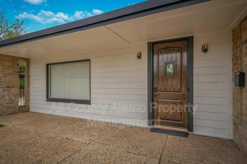 211 Beechwood Ln - Photo 5 of 14