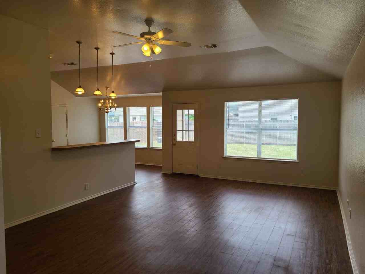 9753 Stoney Bridge Rd - Photo 3 of 20