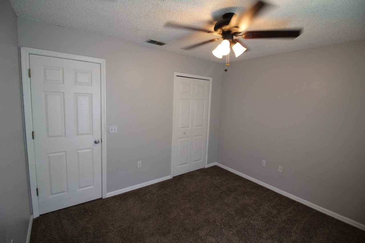 3617 Stonefield Dr - Photo 5 of 20