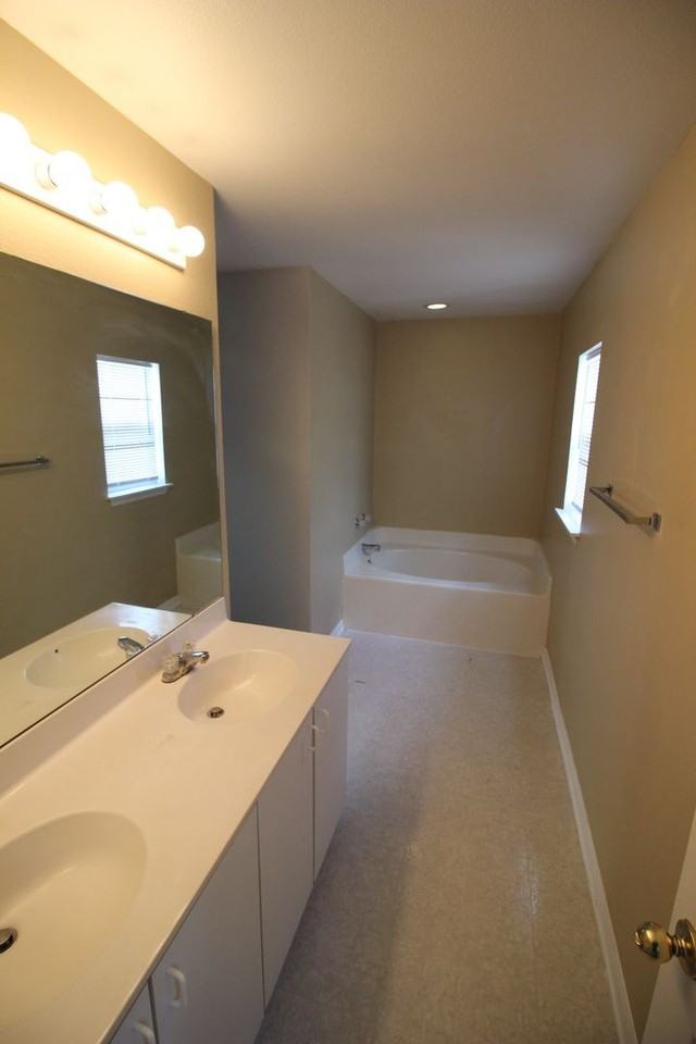 3617 Stonefield Dr - Photo 6 of 20
