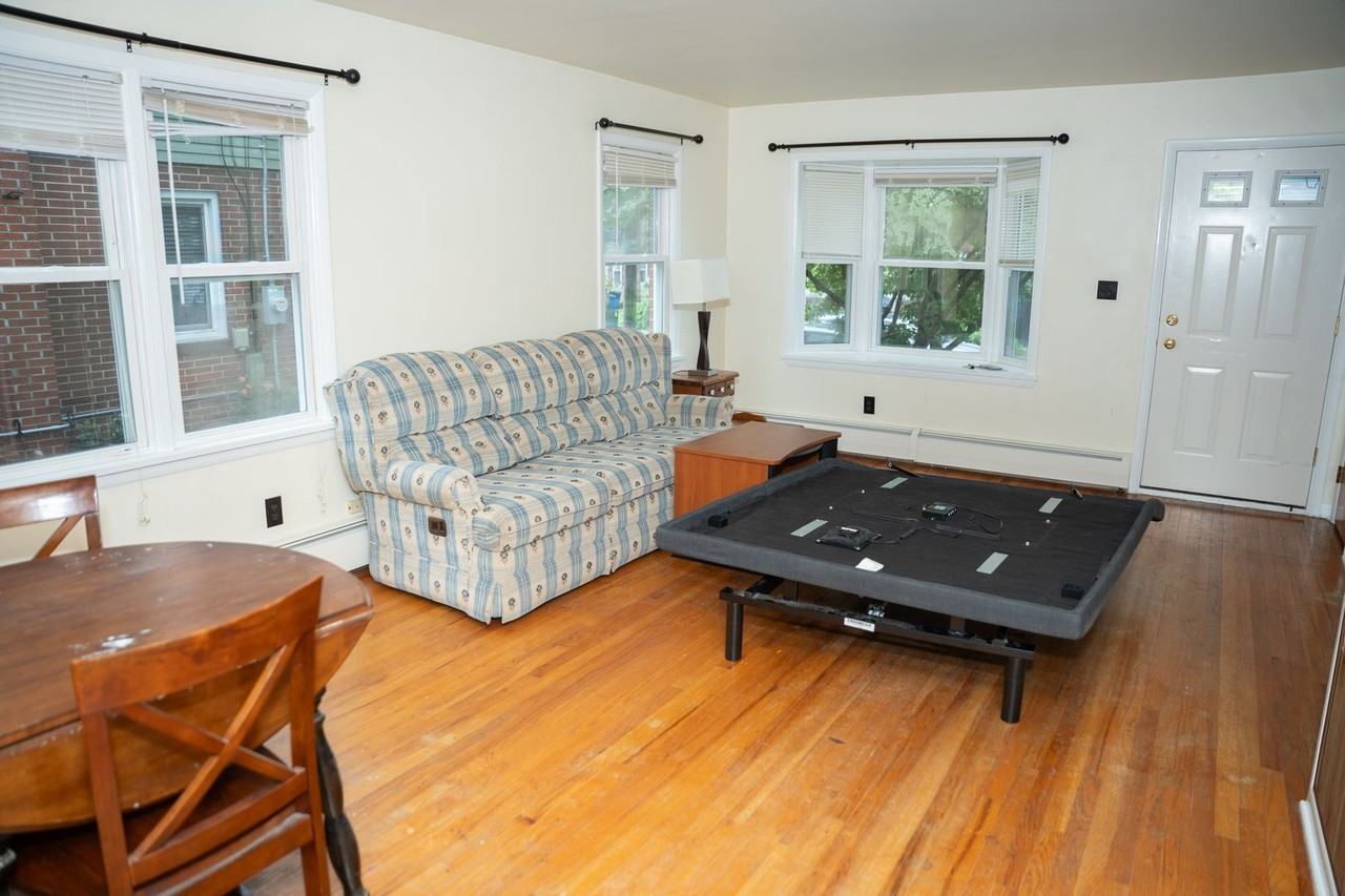 518 E High St - Photo 2 of 25
