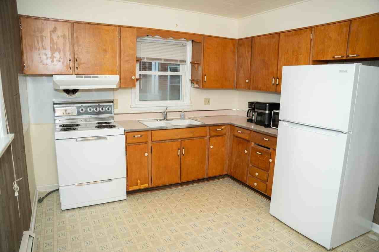 518 E High St - Photo 3 of 25