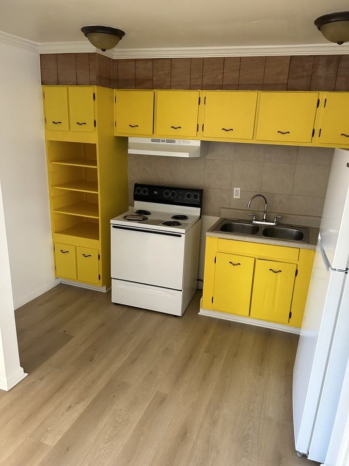 708-800 Maysville Flats - Photo 3 of 50