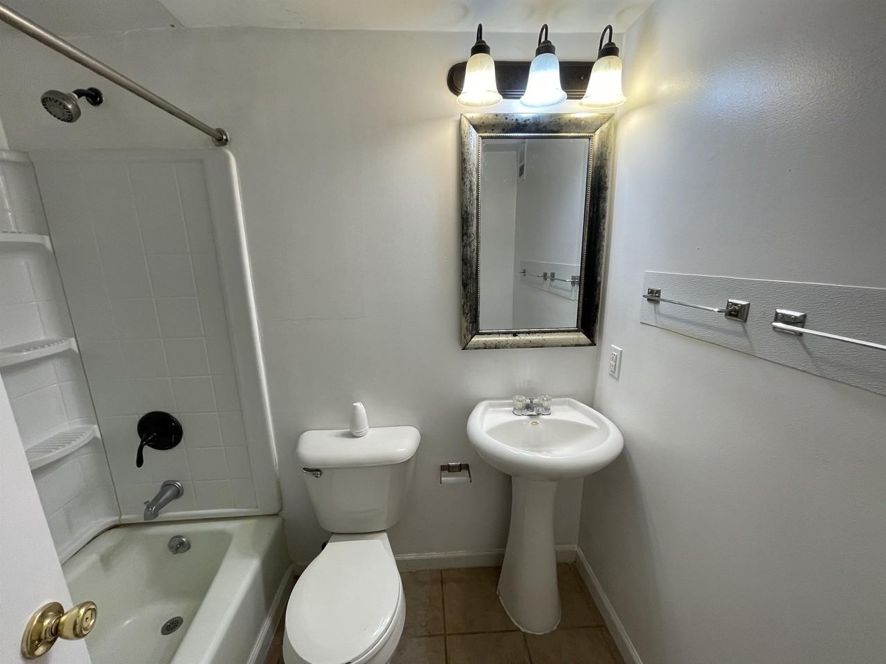 1600 South 6th Street - Photo 2 of 23