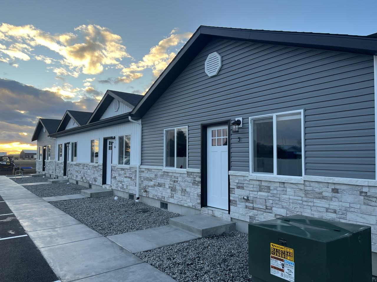 469 N 2400 E #6 - Photo 6 of 9